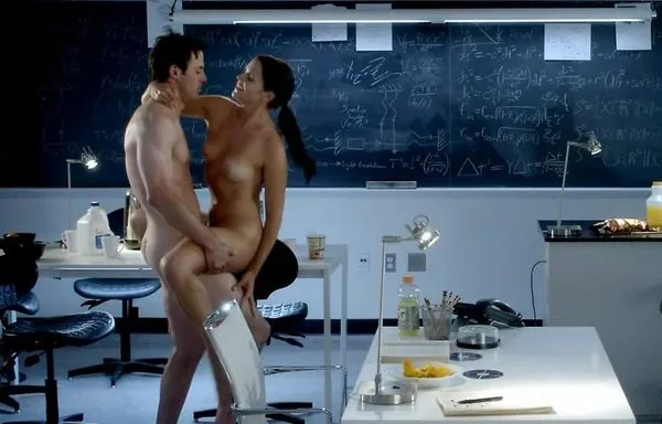 Ashley Noel Scenă de sex nud în seria Femme Fatales