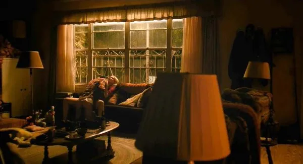 Nicola Peltz seksi kohtaus