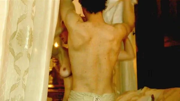 Ребекка Фергюсон оголена