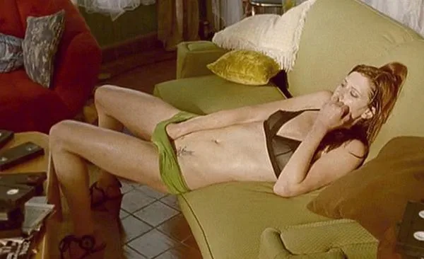 லாரன் லீ ஸ்மித் தனது புண்டையை லீ வித் மீ திரைப்படத்துடன் தேய்த்தார்