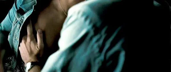 Mary Elizabeth Winstead pechos desnudos