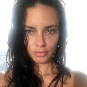 Gorące selfie Adriana Lima
