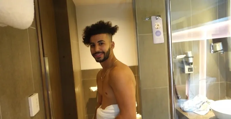 Adam Saleh Nude