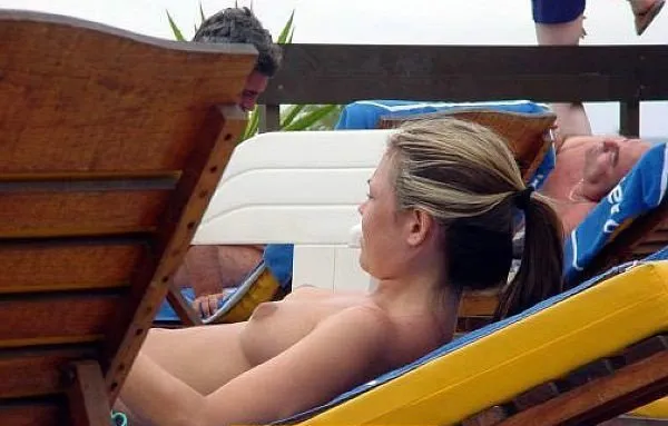 Menu Edel Silva (dua foto)