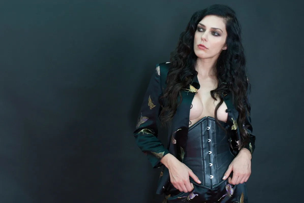 Adrianne-Curry-Naked-122