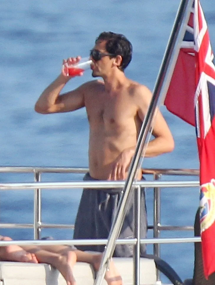 Adrien Brody Nude