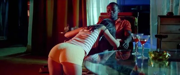 אגוסטינה בטינלי וסול צ'ארו מרטינז סצינה רביעית מ'תשוקה '