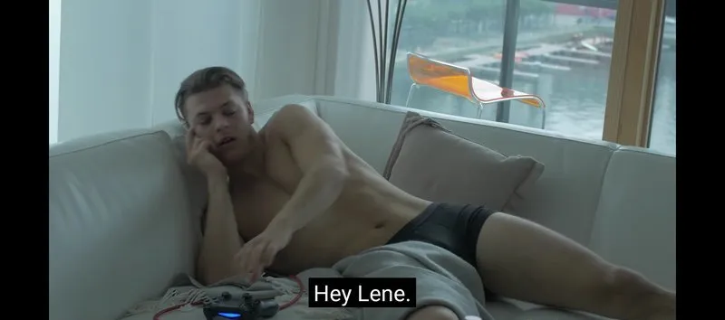 Alex Hogh Andersen nude