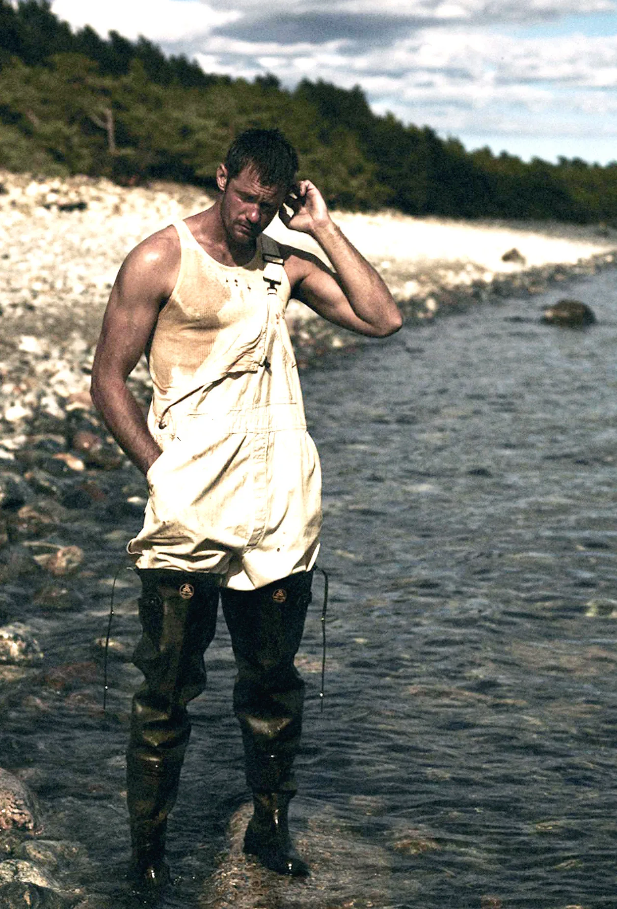 Alexander Skarsgard nude