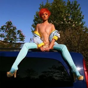 Олександра Стен Оголені та топлес фотографії