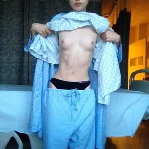 22-Ali-Michael-Nude-Leaked