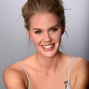 Актрисата Алис Хейг изтече селфи видео - секси танц!