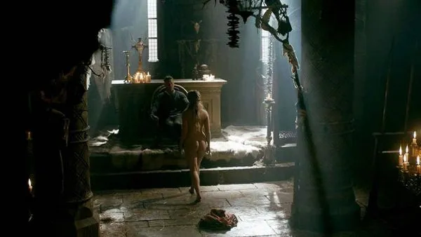 అలిసియా ఆగ్నేసన్ నగ్న దృశ్యం