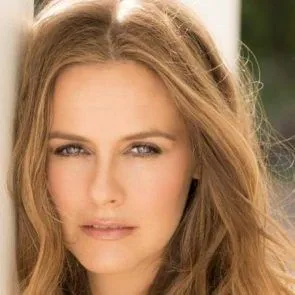 Alicia Silverstone alasti masturbatsioon porn video lekkis tema telefonist