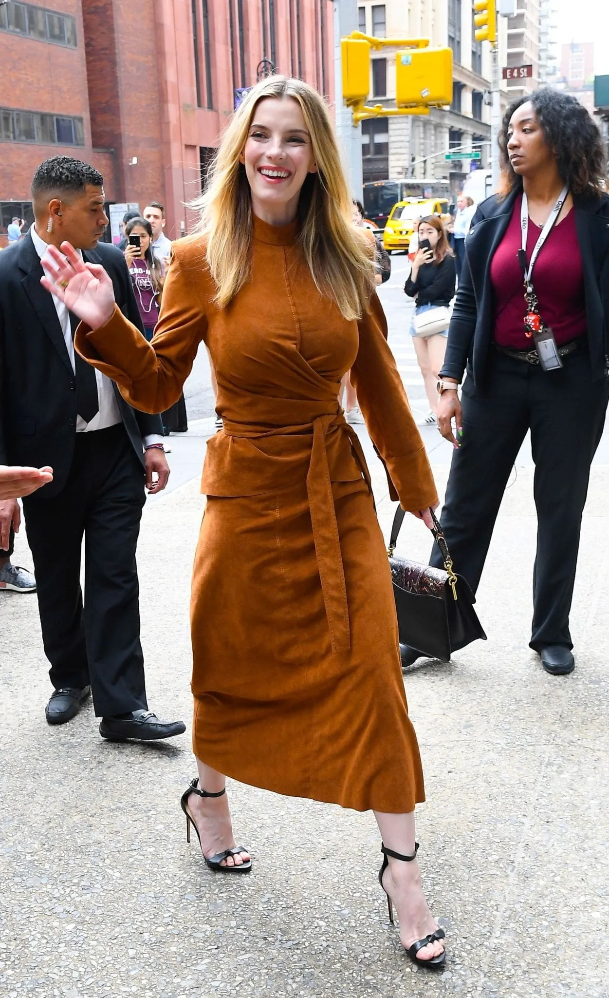 Betty Gilpin arrived at GLOW Premiere