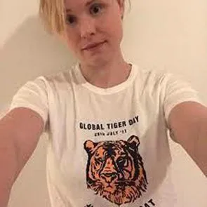 10-Alison-Pill-Nude-vuotanut