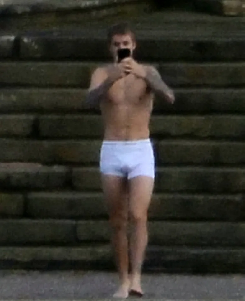 ఓపెన్ ఫోటోగ్రాఫర్ జస్టిన్ బీబర్