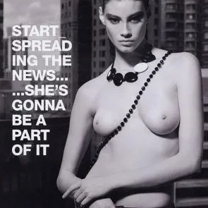 Alyssa Sutherland nagie cycki