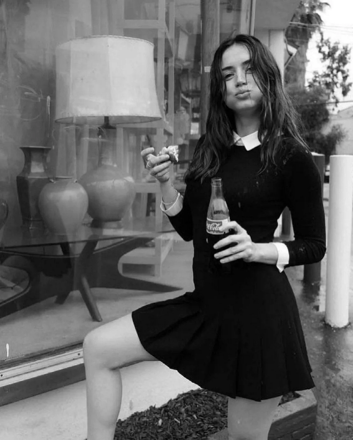Ana De Armas B&W