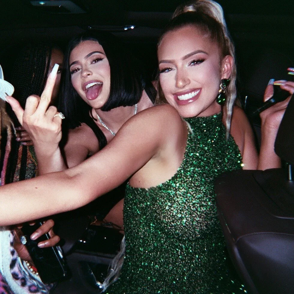 Gefeciteerd a rencontré anastasii Karanikolau (17 foto en vidéo)