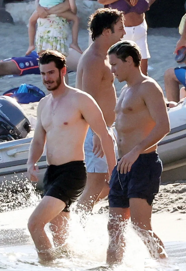 Andrew Garfield sexy beach photos