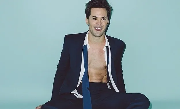 Andrew Rannells & Tuc Watkins nude