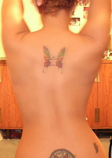 Aneesa-Ferreira-Naked-04