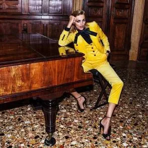 08-Anja-Rubik-átlátszó szexi cicik