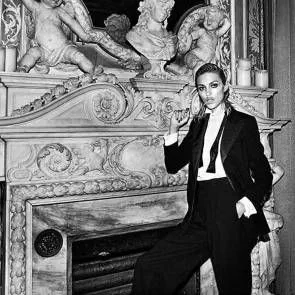 13-Anja-Rubik-átlátszó szexi mellek