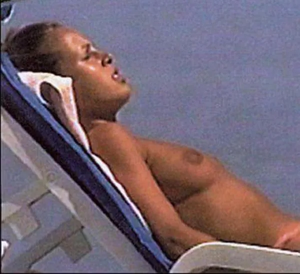 அண்ணா கோர்னிகோவா நிர்வாண புண்டை