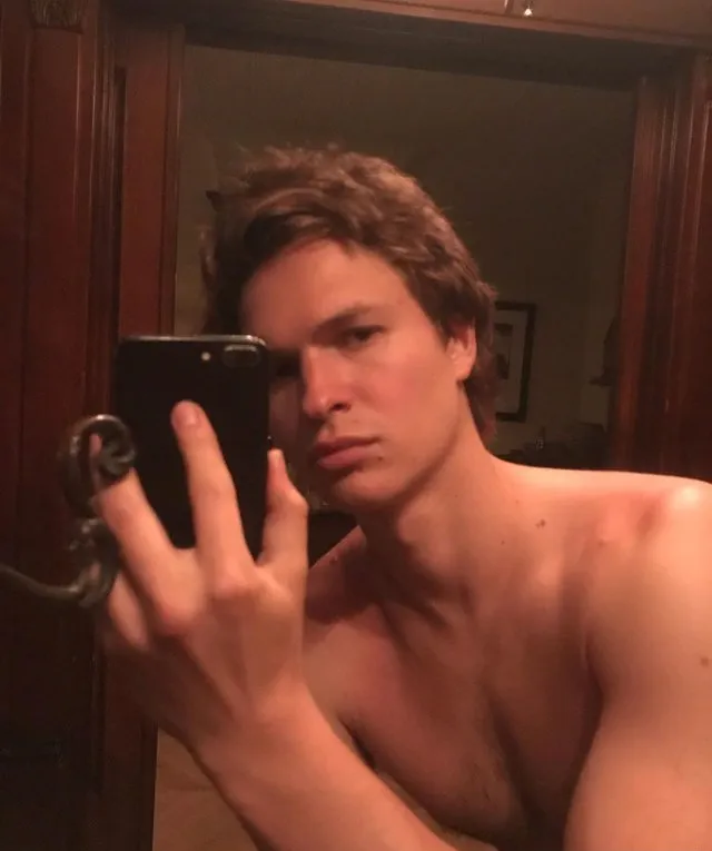 天使小衬衫没有令人兴奋的衬衫