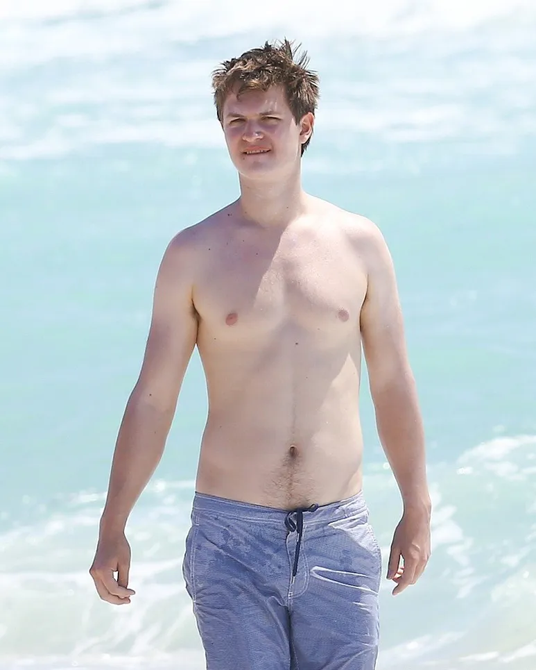 Ansel Elgort Nude