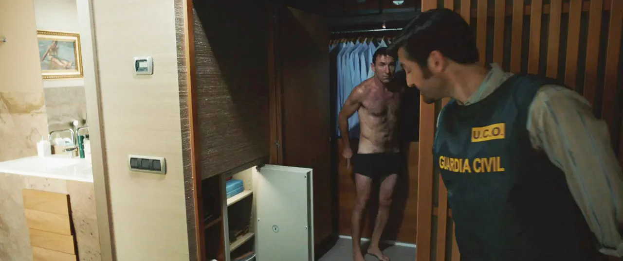 Antonio De La Torre nude