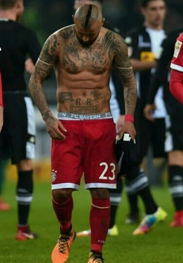 Arturo Vidal Nude