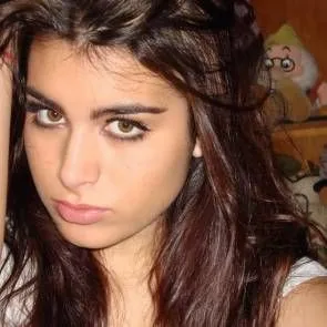 05-Ashley-Laconetti-Scurgerea