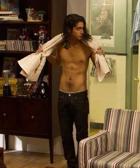 Avan Jogia nude