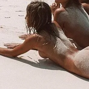 Ayla Woodruffヌード＆ホット写真