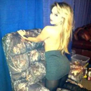 01-Бекка-Тобин-обнаженная-утечка