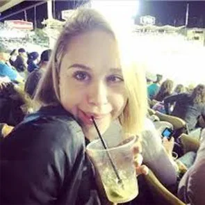 13-Бекка-Тобин-обнаженная-утечка