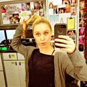 18-Бекка-Тобин-обнаженная-утечка