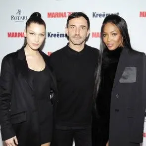 Bella Hadid med naomi campbell