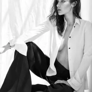 Bella Hadid spodnji del