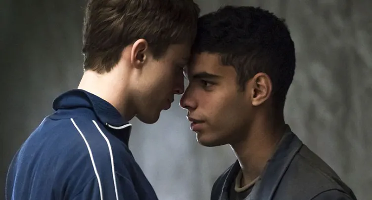 Benjamin Voisin nude