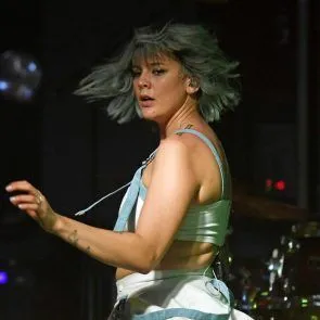 12-Betty-Kim-Ass-Cameltoe