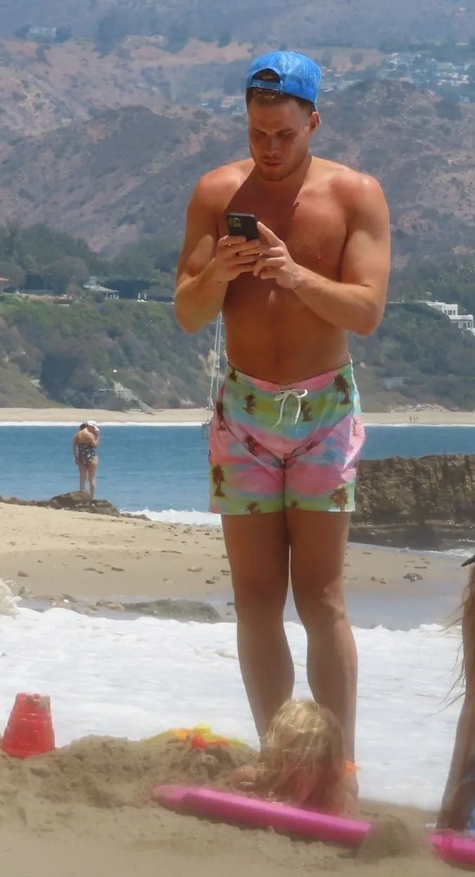 Blake Griffin shirtless