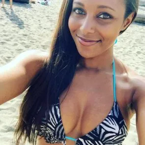 11-Brandi-Rhodes-Nude-Vazado