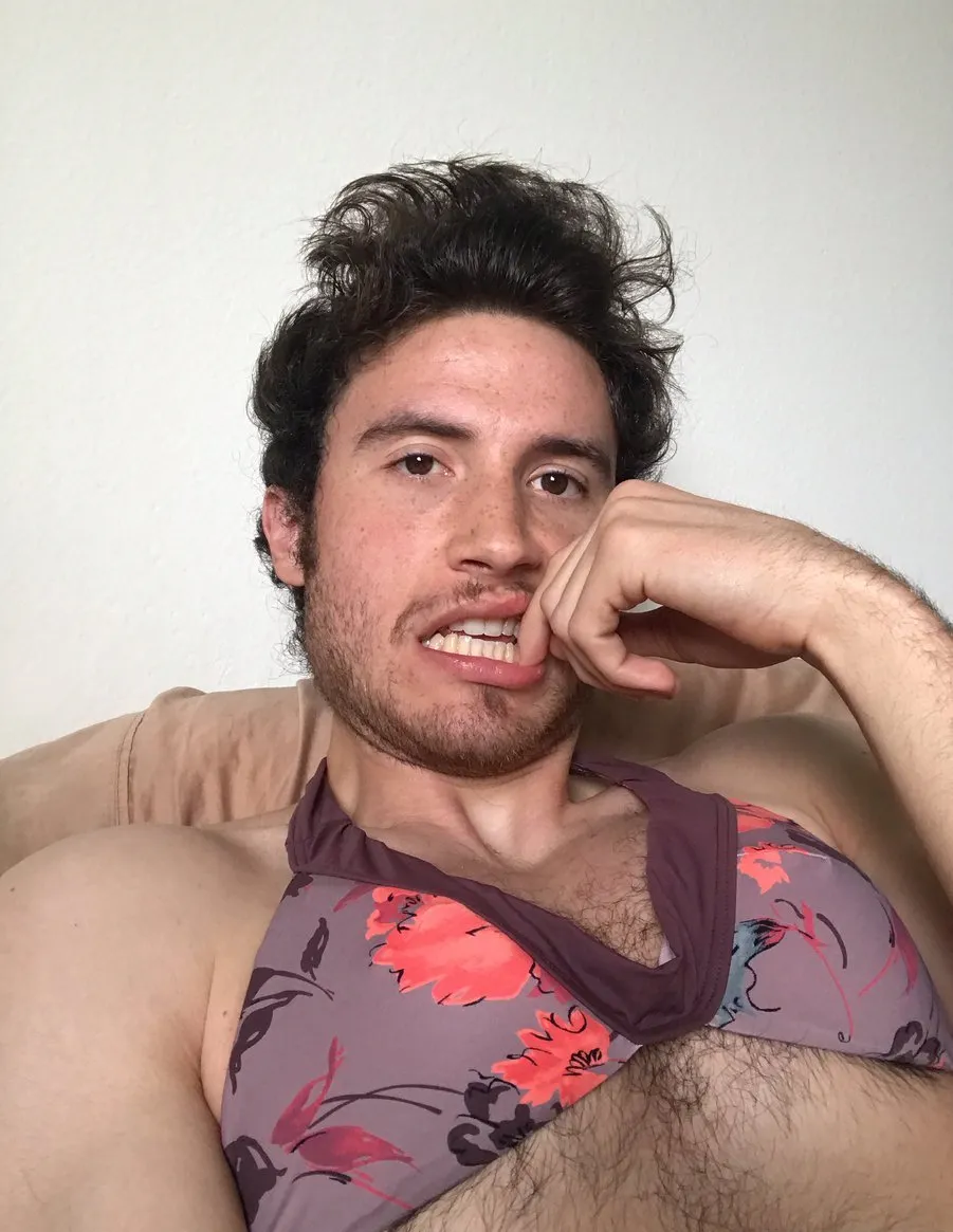 Brandon Calvillo nude