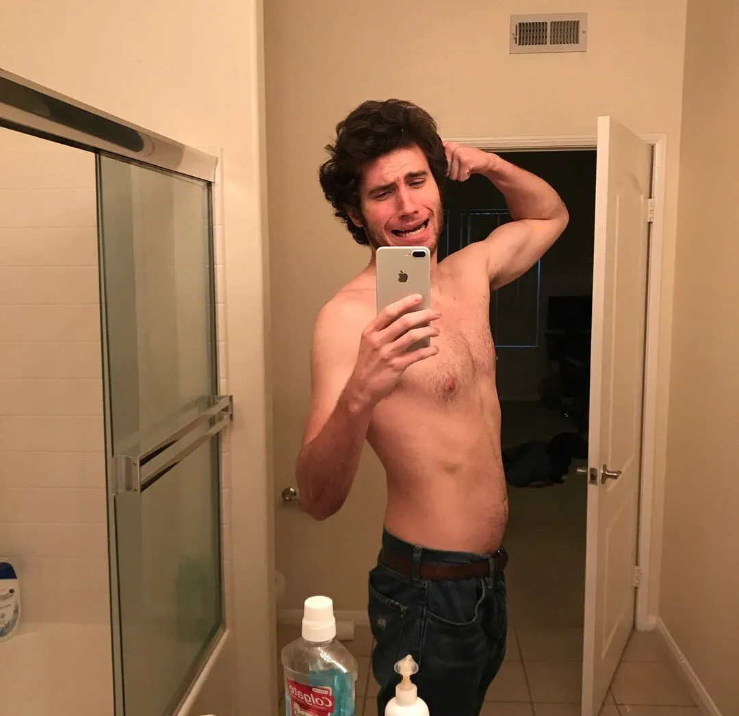 Brandon Calvillo nude