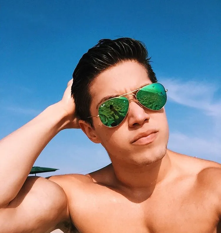 Brandon Larracuente Nude