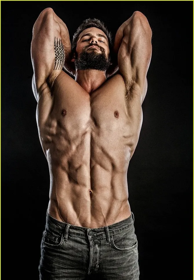 Brant Daugherty Nude